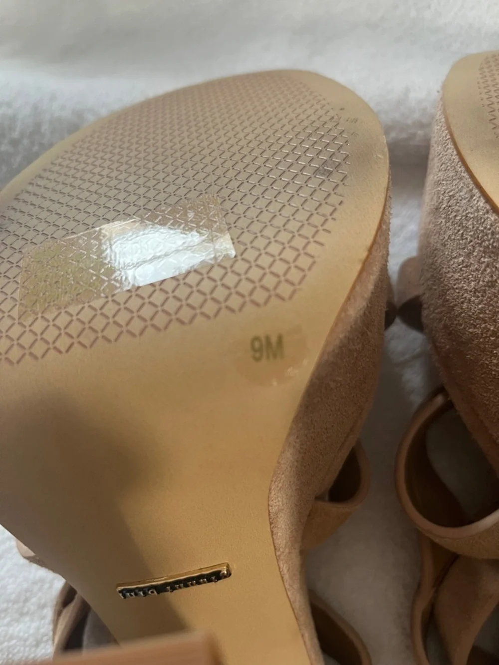 Gianni Bini beige suede